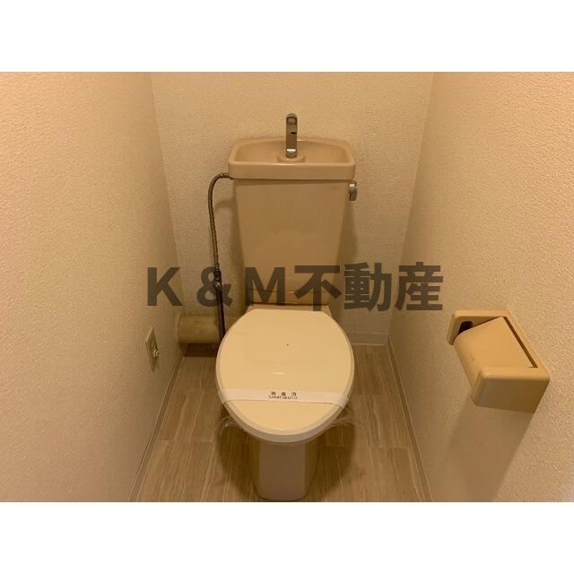 トイレ　コンパクトで使いやすいトイレです