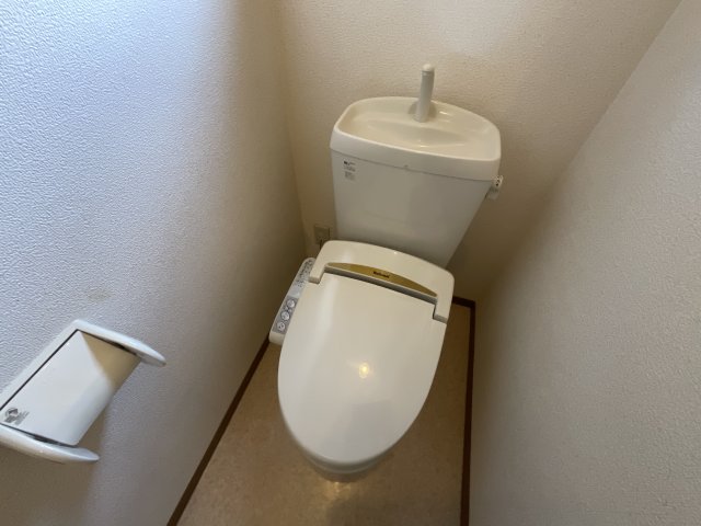トイレ　落ち着いたトイレです♪