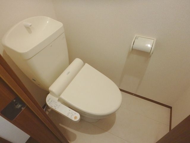 トイレ　★暖房温水洗浄便座★