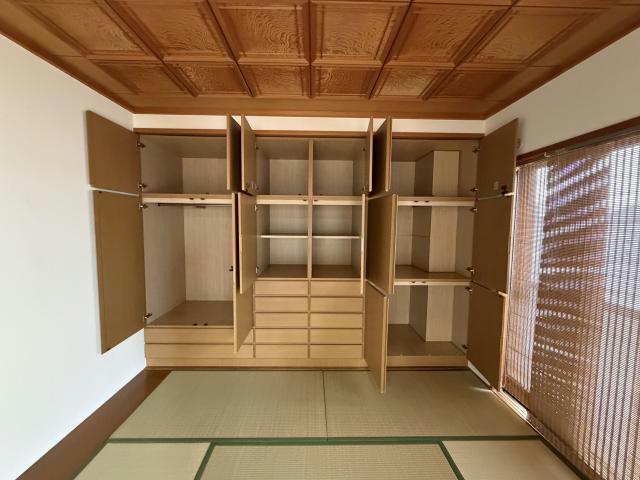 収納