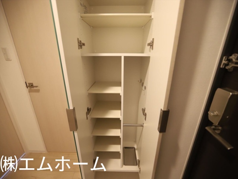 玄関　玄関　シューズBOX