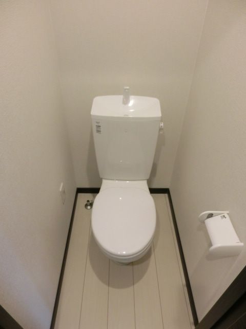 トイレ　清潔感のあるトイレ