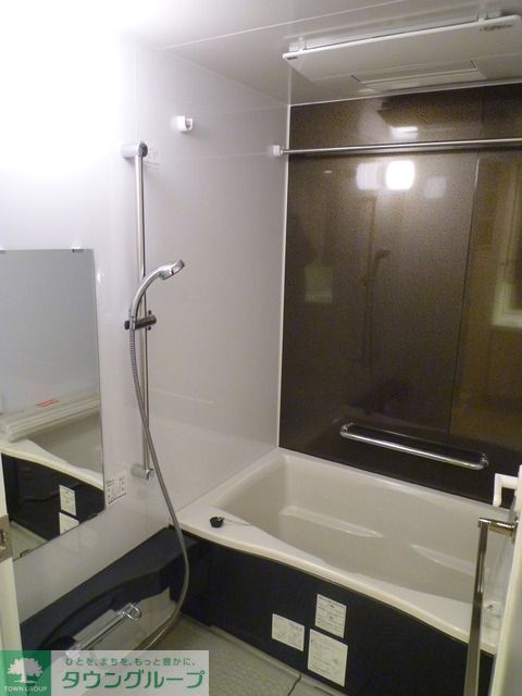 バス・シャワールーム　50Aタイプ2010年3月撮影 同タイプ1405号室の写真…
