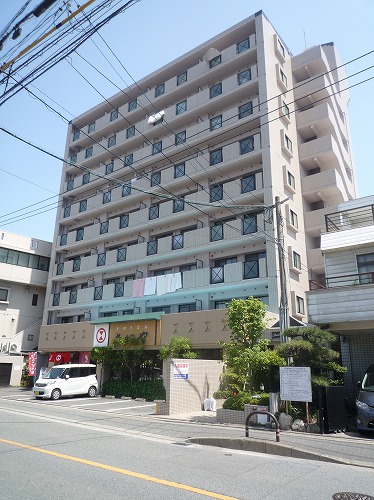 建物外観　平成２８年５月建物リニューアル工事完了！