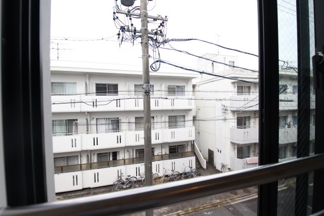 眺望　※別室の参考写真です。間取りがやや異なります。
