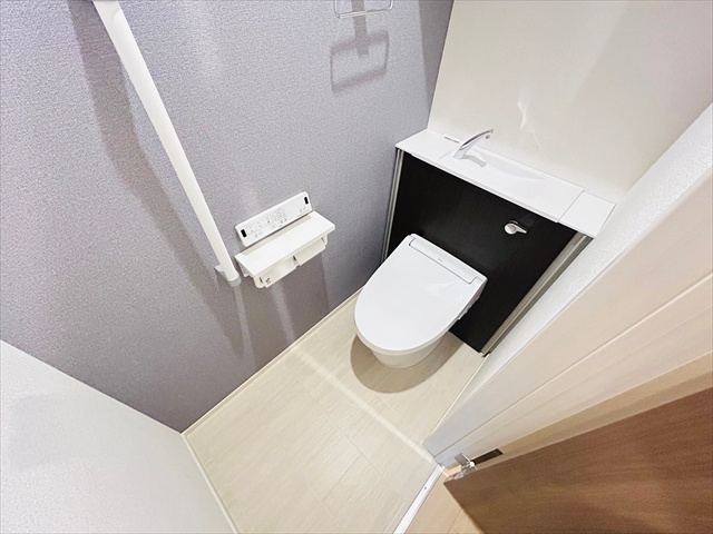 トイレ　同タイプのお部屋の内装写真転載