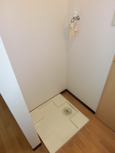 その他　セレ上星川　室内洗濯機置場