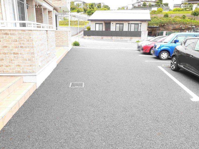 駐車場　カースペースがあります