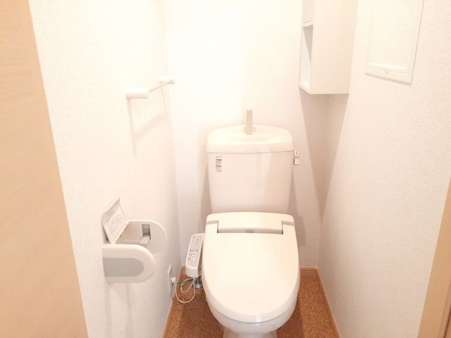 トイレ　トイレもきれいです