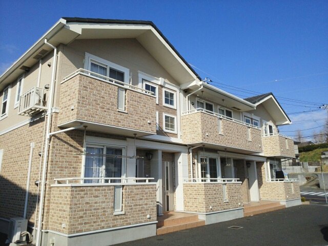 建物外観　落ち着いた雰囲気の外観です
