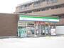 コンビニ　ファミリーマート越谷大沢四丁目店（コンビニ）まで570m