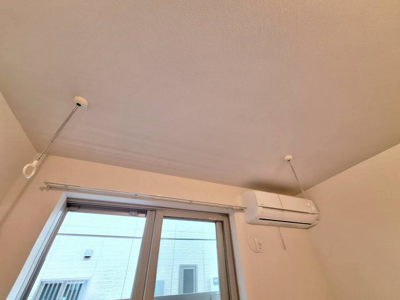 その他　★室内物干しフック★