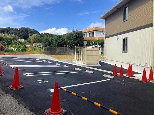 駐車場　駐車場