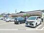 コンビニ　セブンイレブン（コンビニ）まで330m