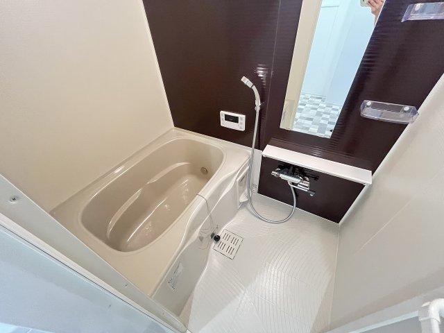 バス・シャワールーム　お風呂です