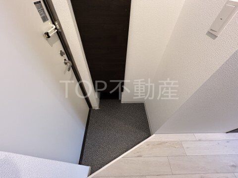 玄関　物件画像
