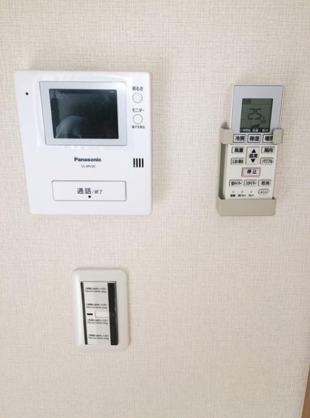 セキュリティ　※別部屋参考写真☆モニター付きインターホン☆