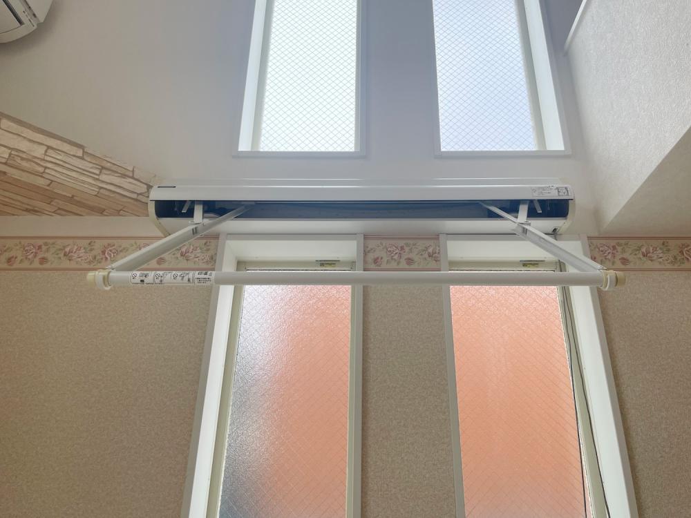 その他設備　室内物干し