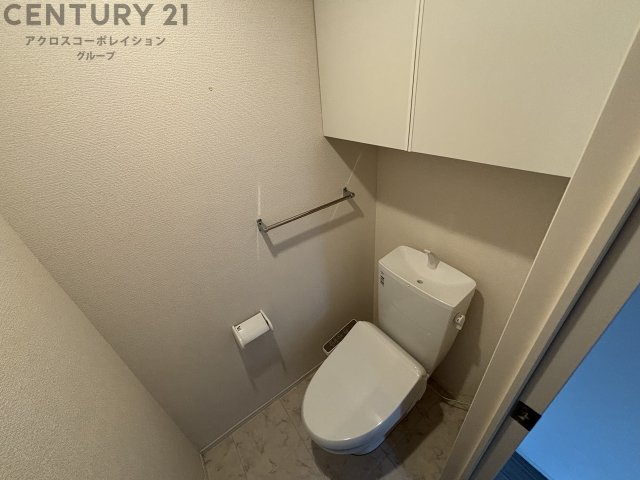 トイレ　温水洗浄暖房便座です☆
