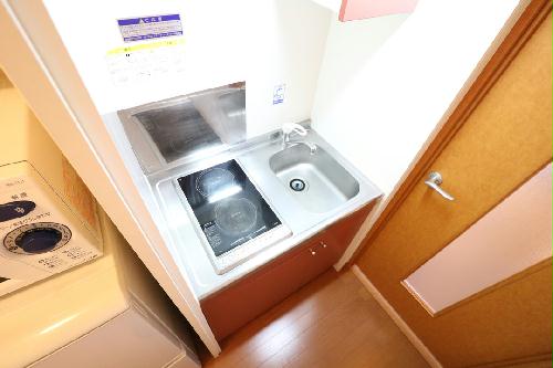 キッチン　お掃除ラクラク♪２口ラジエントヒーター採用！
