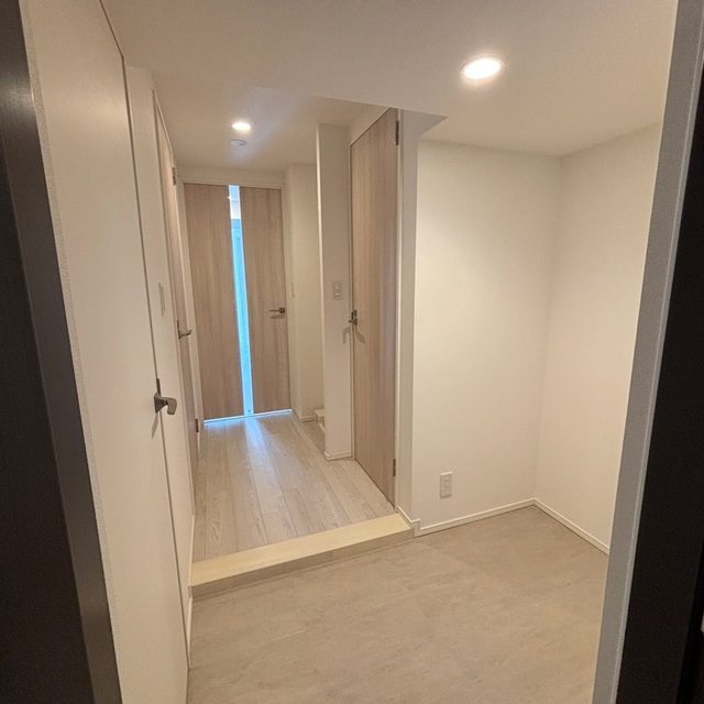 玄関　※写真は同タイプ住戸です。