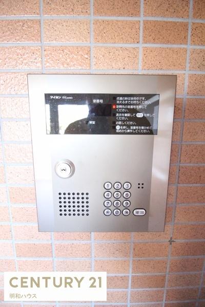 セキュリティ　エントランスにはオートロック完備です♪