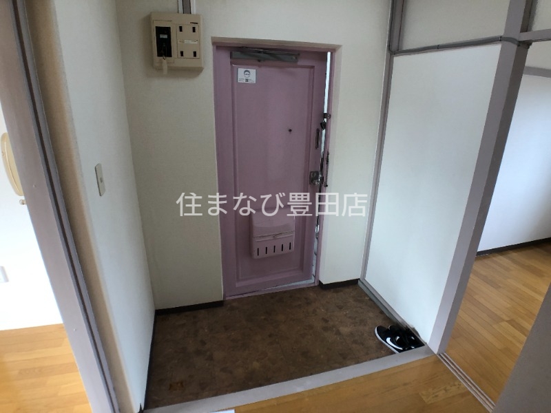 玄関　別室同型写真