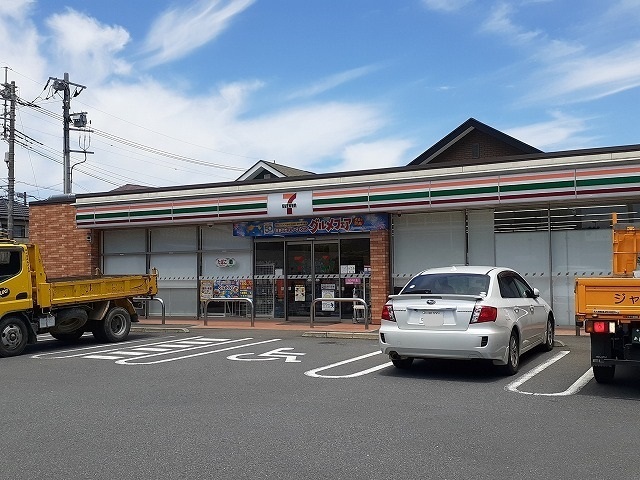 コンビニ　セブンイレブン狭山市狭山店（コンビニ）まで374m
