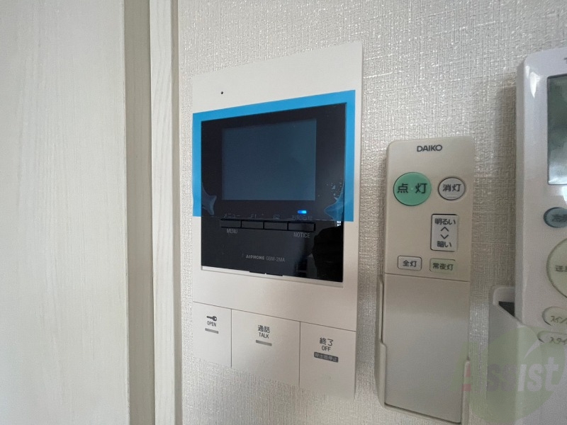 セキュリティ　ＴＶモニター付インターホンです。来客者の顔が見えるので安心！