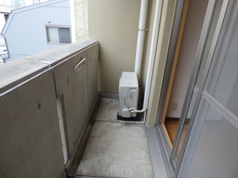 バルコニー　※別のお部屋の写真です