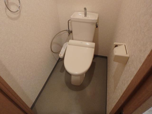 トイレ　トイレ