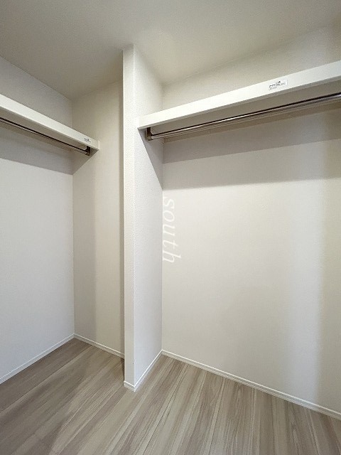 収納　ウォークインクローゼット