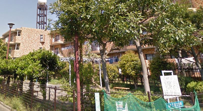 公園　砧五丁目小緑地（公園）まで157m