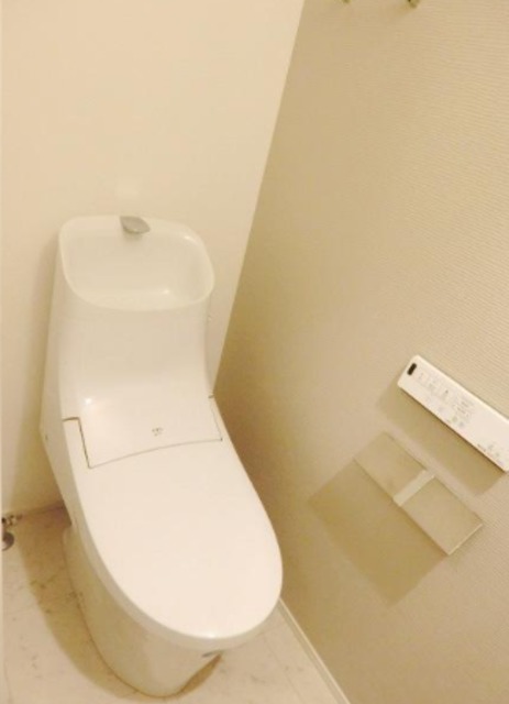 トイレ　清潔感のあるトイレです