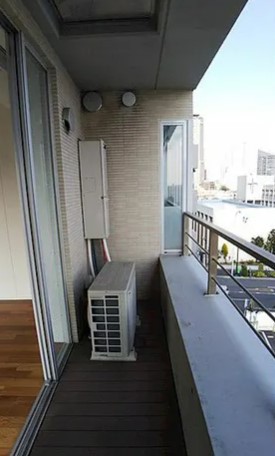 バルコニー