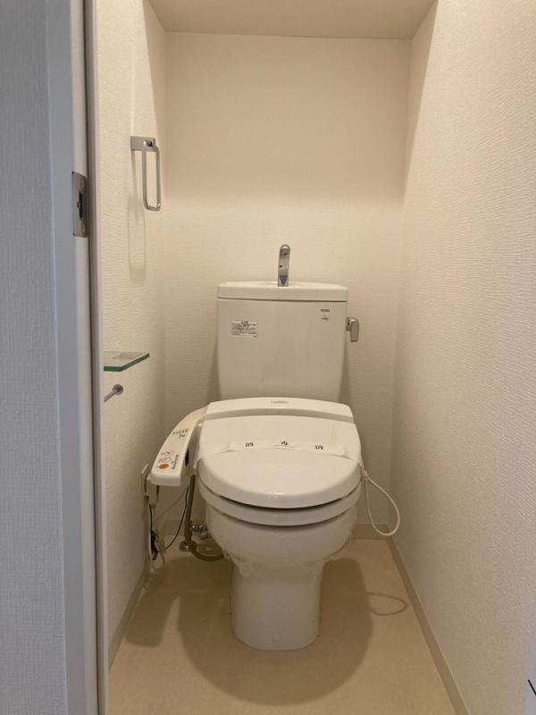 トイレ　コンパクトで使いやすいトイレです