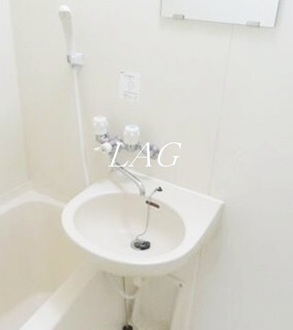 洗面設備　洗面台です。