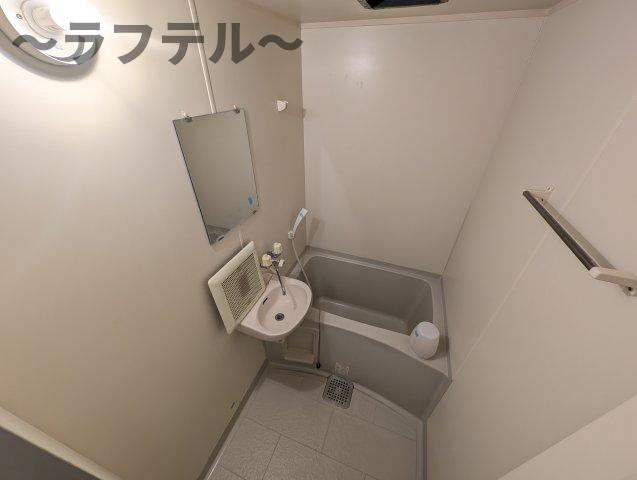 バス・シャワールーム　別部屋イメージ写真