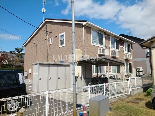 ＪＲ信越本線 越後石山駅 徒歩17分 築15年