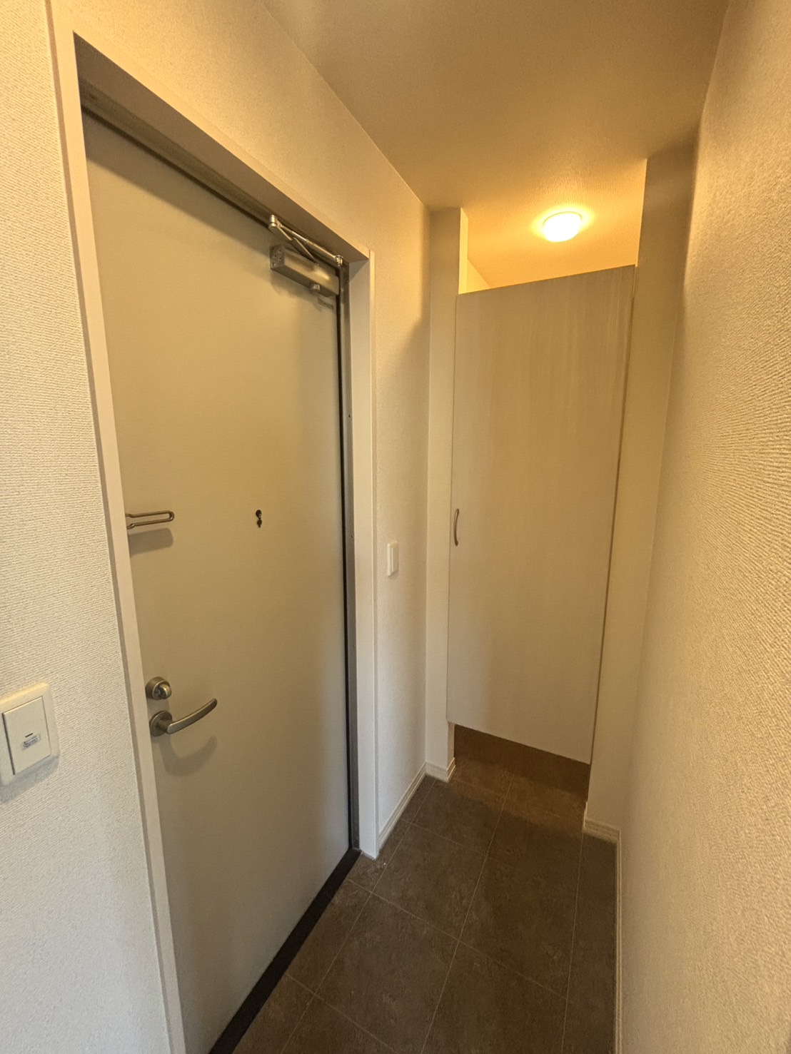 玄関　同間取り別号室参照