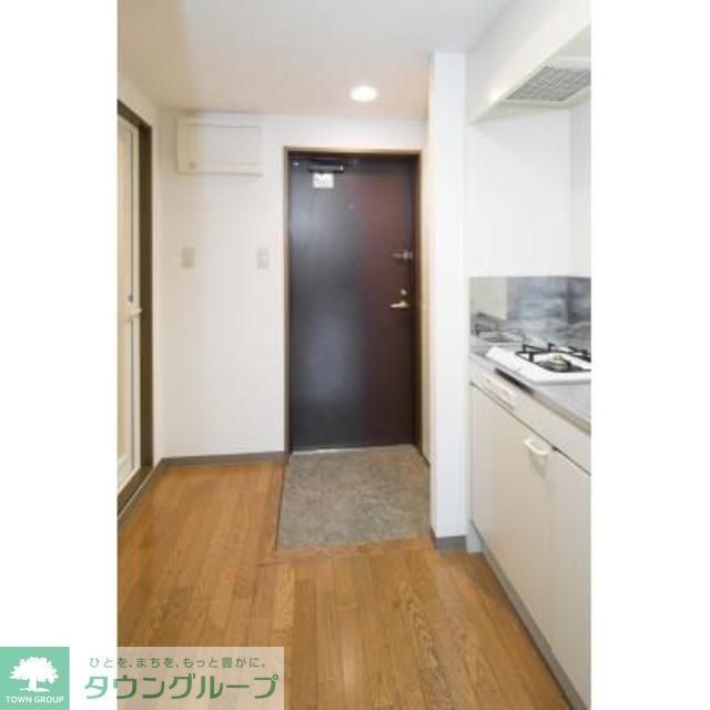玄関　お部屋探しは株式会社　タウンハウジング　までお気軽にお問合…