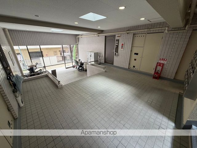 ロビー　ロビー