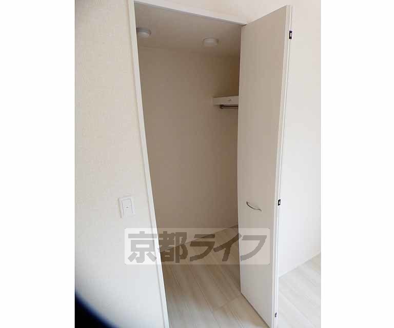 収納　ウォークインクローゼット