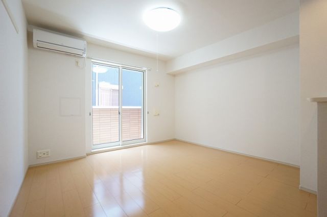 メゾンASAの居間写真