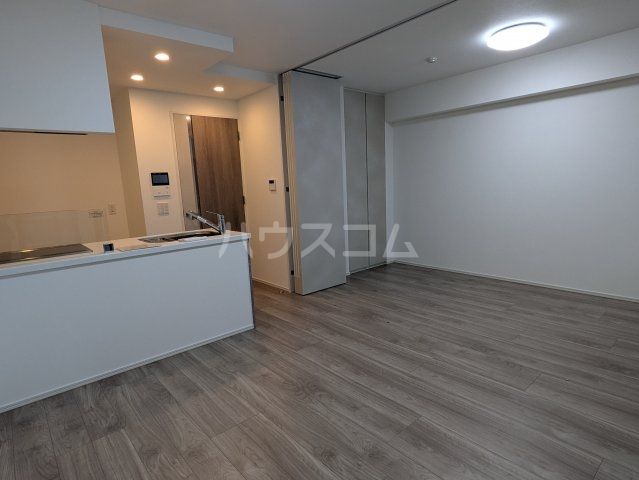 デュオステージ海老名の居間写真