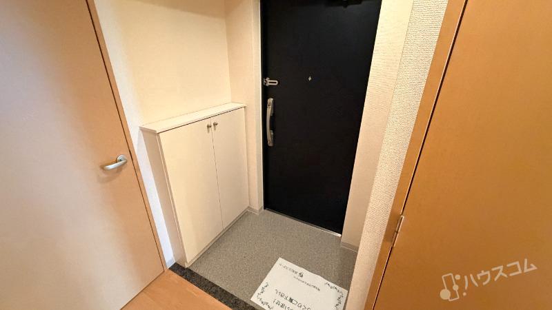 阪急宝塚線 服部天神駅 徒歩4分 5階建 築21年の玄関写真