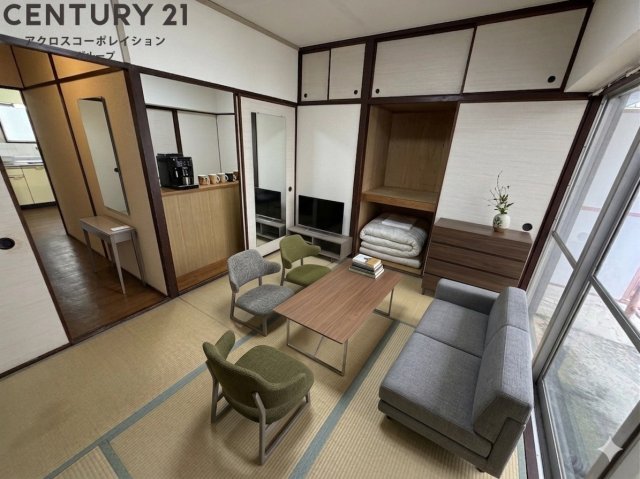 居室・リビング　画像中の家具はAIにより配置加工しているため、付属しません。