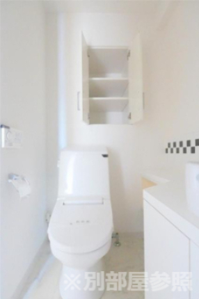 トイレ　※他部屋参考写真