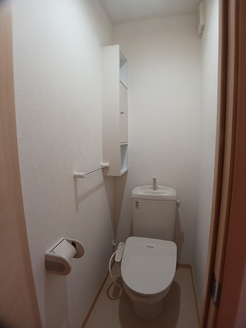 ＪＲ信越本線 北高崎駅 徒歩24分 2階建 築17年のトイレ写真