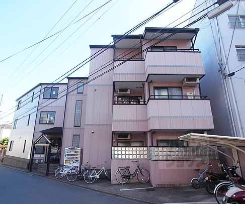 御室ガーデンハイツの外観写真
